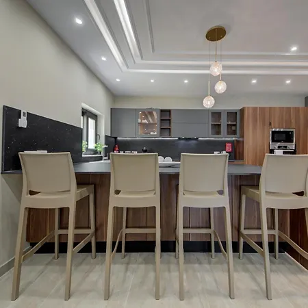 Panoramic Sea View 3br Penthouse With Pool Jacuzzi Apartman Sliema
