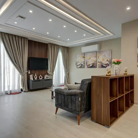 Panoramic Sea View 3br Penthouse With Pool Jacuzzi 公寓 斯利马