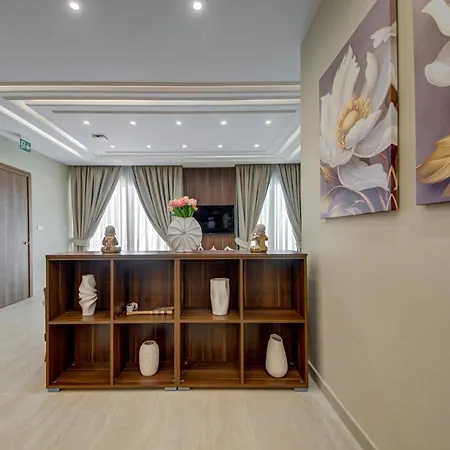 Panoramic Sea View 3br Penthouse With Pool Jacuzzi Apartman Sliema