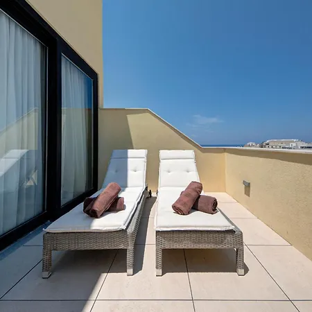 Panoramic Sea View 3br Penthouse With Pool Jacuzzi 斯利马